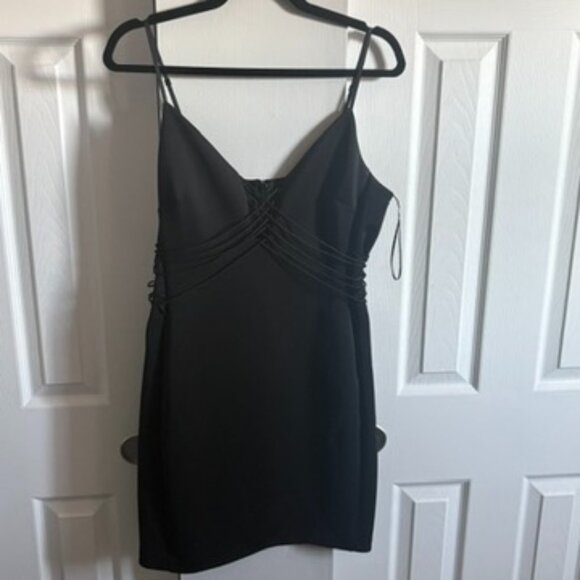 Guess strappy bodycon black dress - Picture 1 of 2